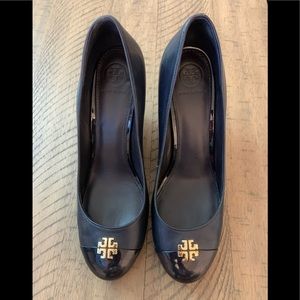 TORY BURCH NAVY BLUE JOLIE WEDGE